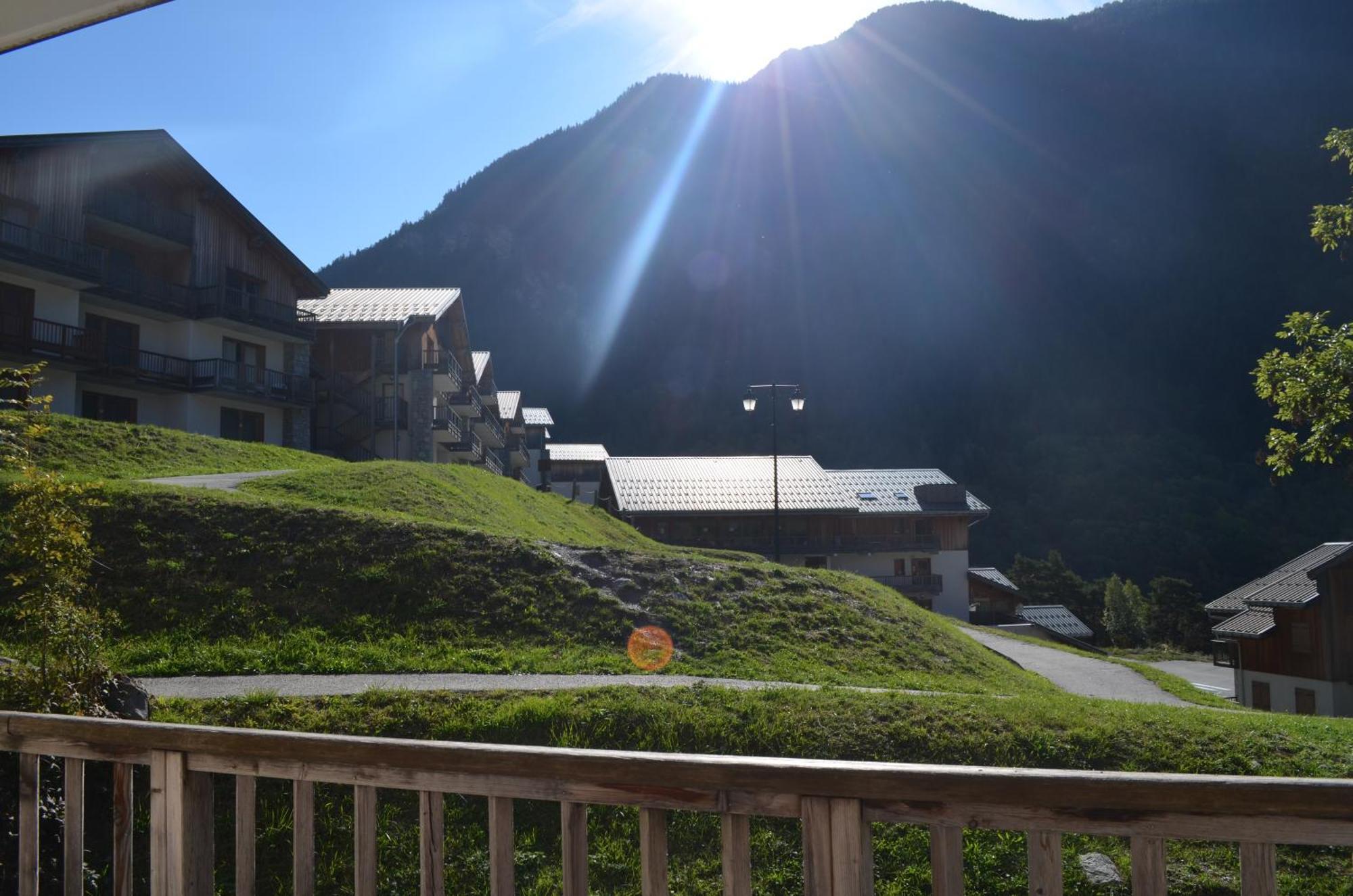 Appartements 3 Vallees, Piscine Et Sauna Orelle Kültér fotó