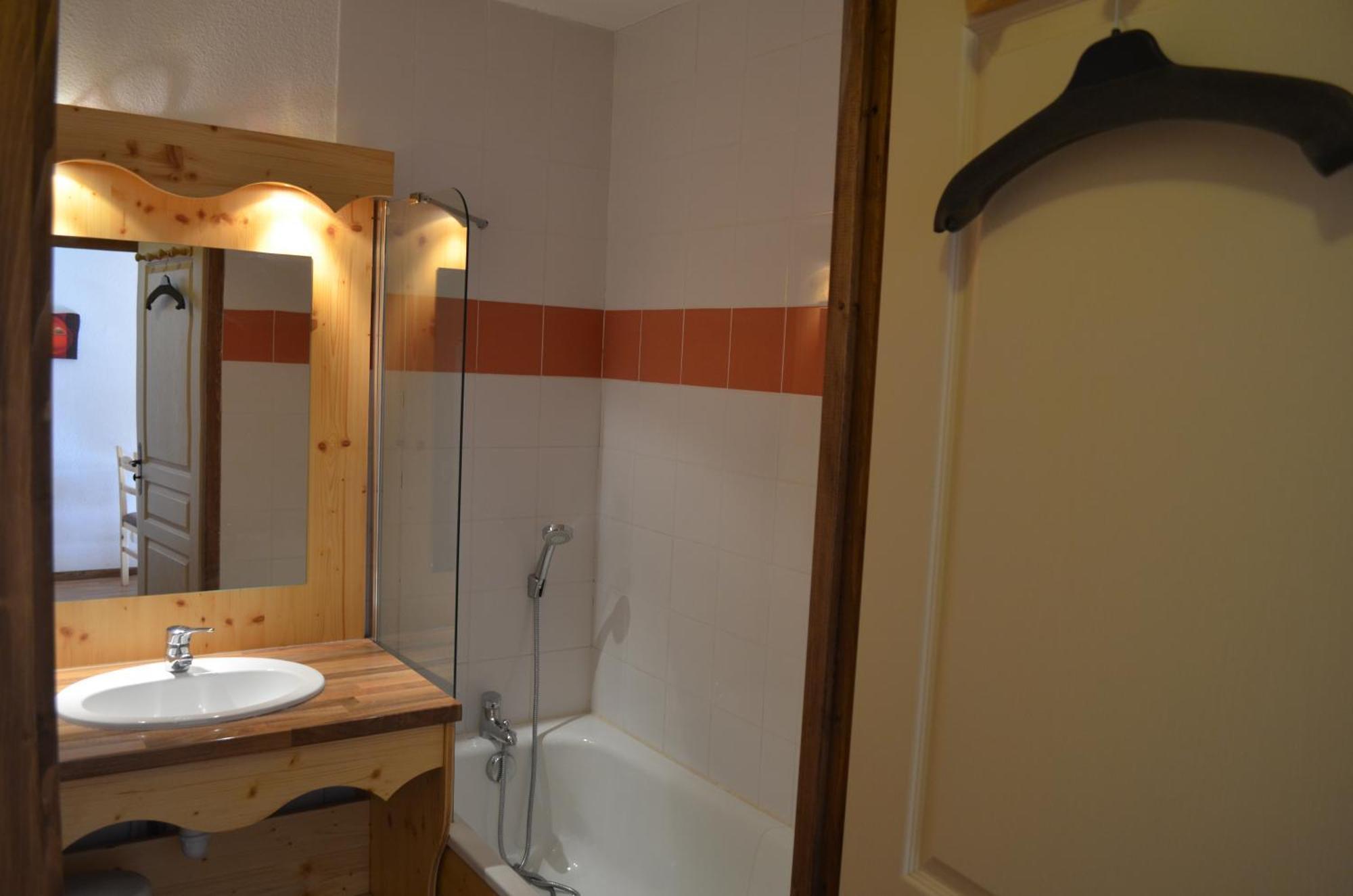 Appartements 3 Vallees, Piscine Et Sauna Orelle Kültér fotó